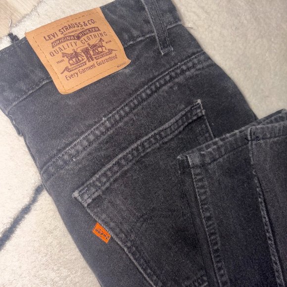 Vintage Levi’s Faded Black Orange Tab Mom Jeans W 14 - Picture 2 of 9